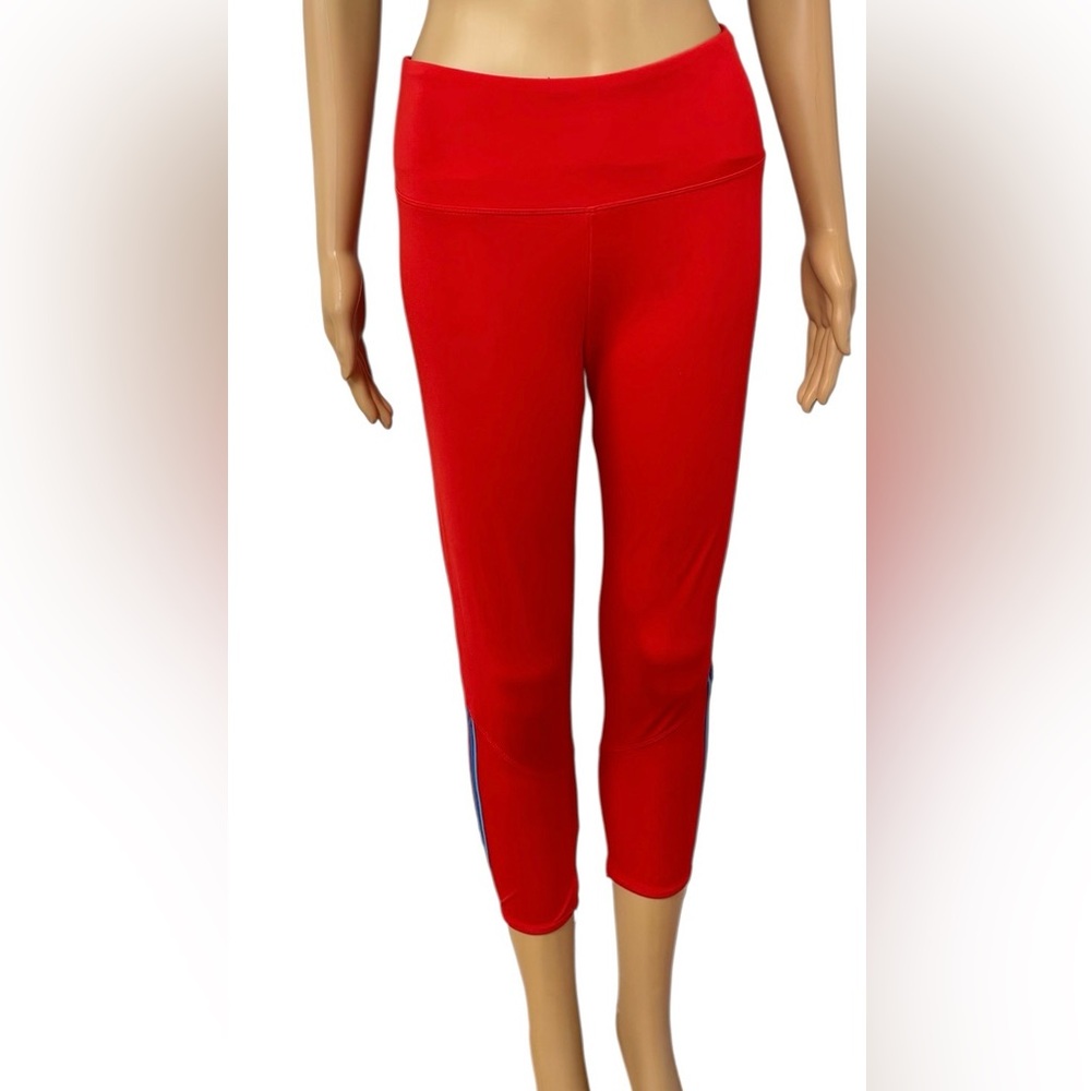 Women's Red Bally  total fitness leggings size medium